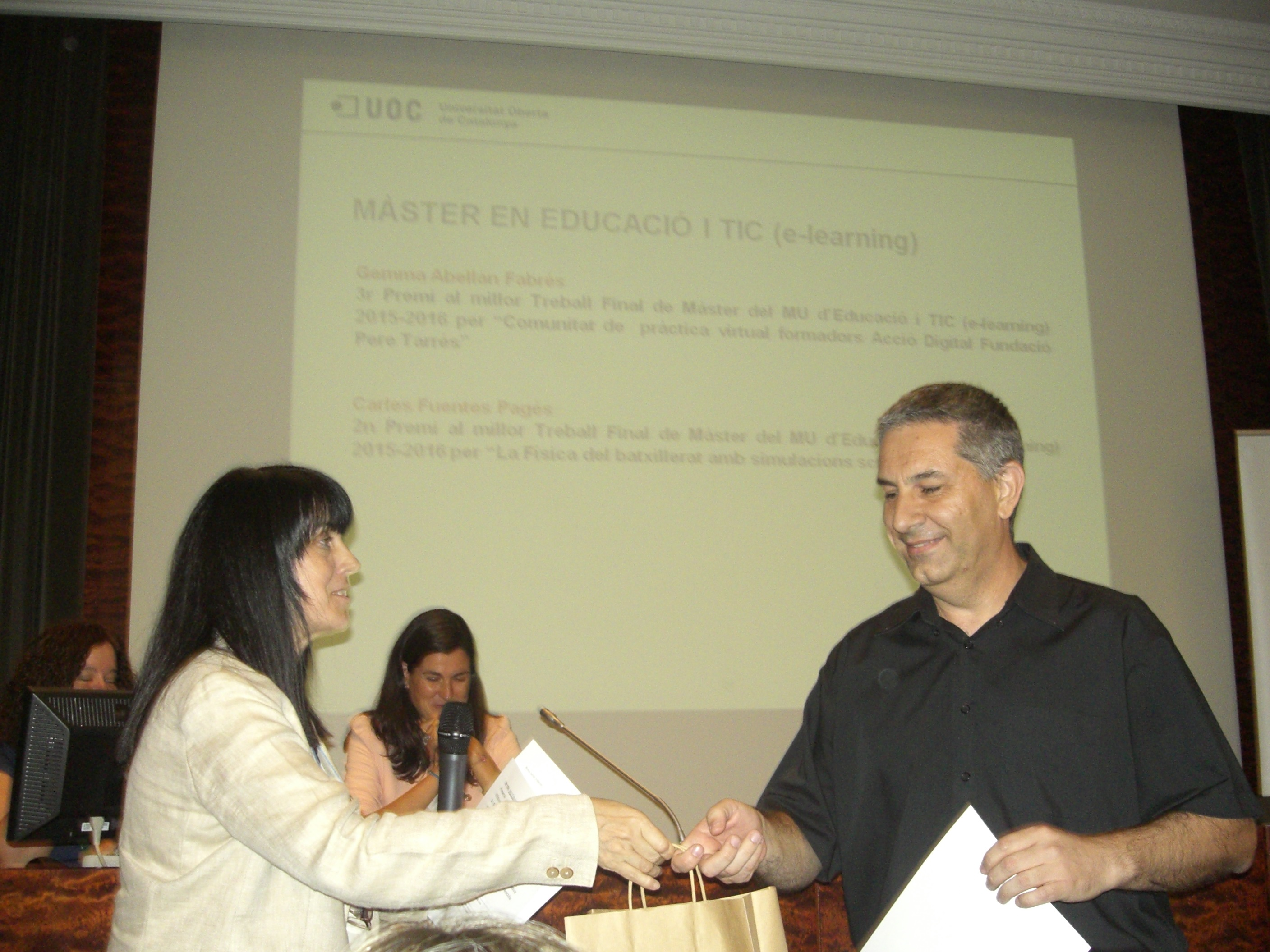 Fotografia del lliurament del premi